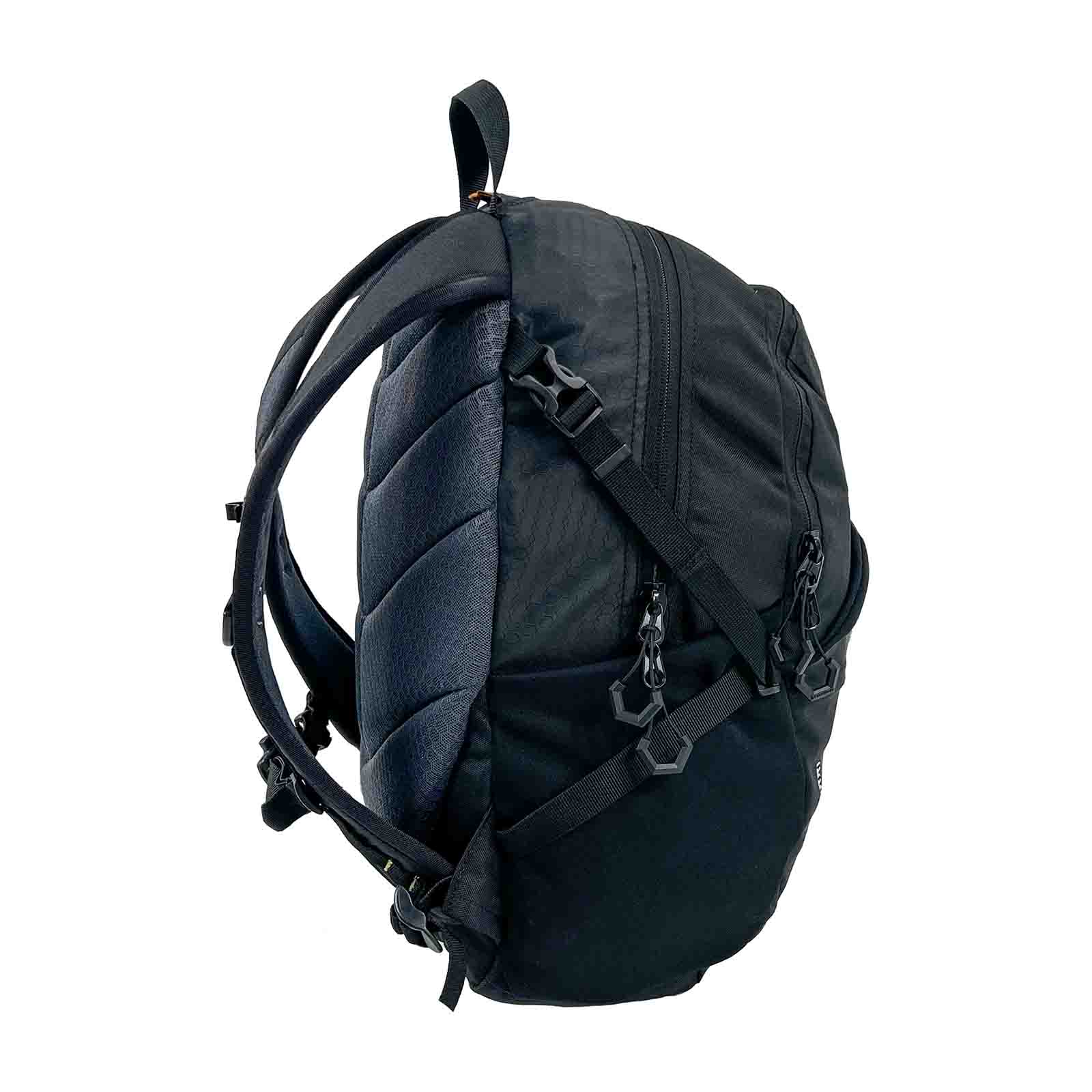 Black-Wolf-Kalbarri-20l-Jet-Black-Side