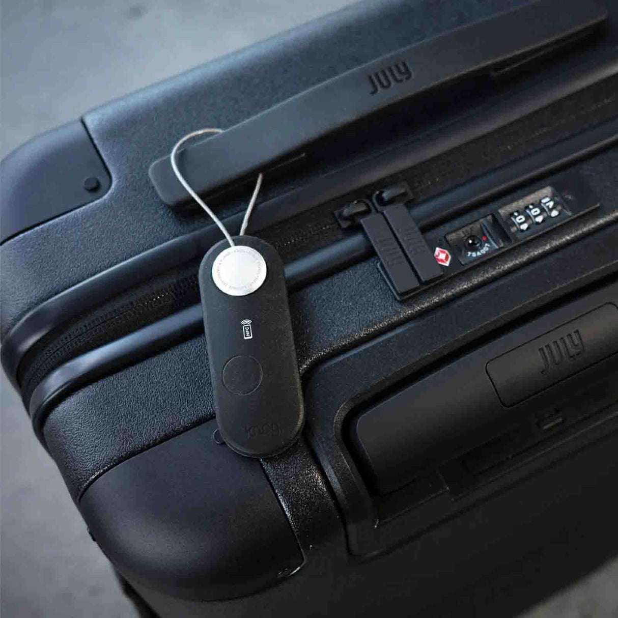 Knog-Scout-Travel-Black-Tag