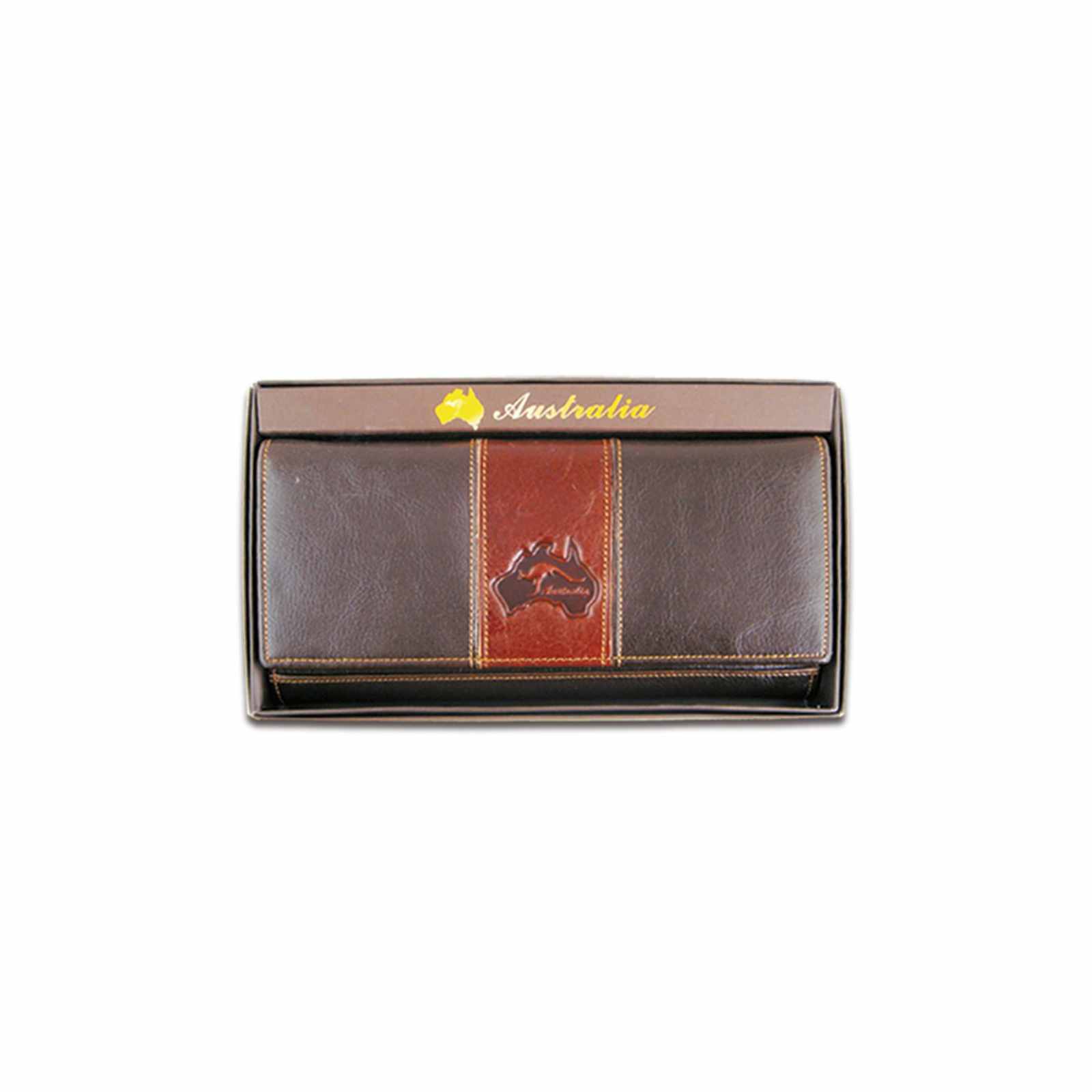 Ladies-Wallet-With-Clip-Embossed-Aus-Map