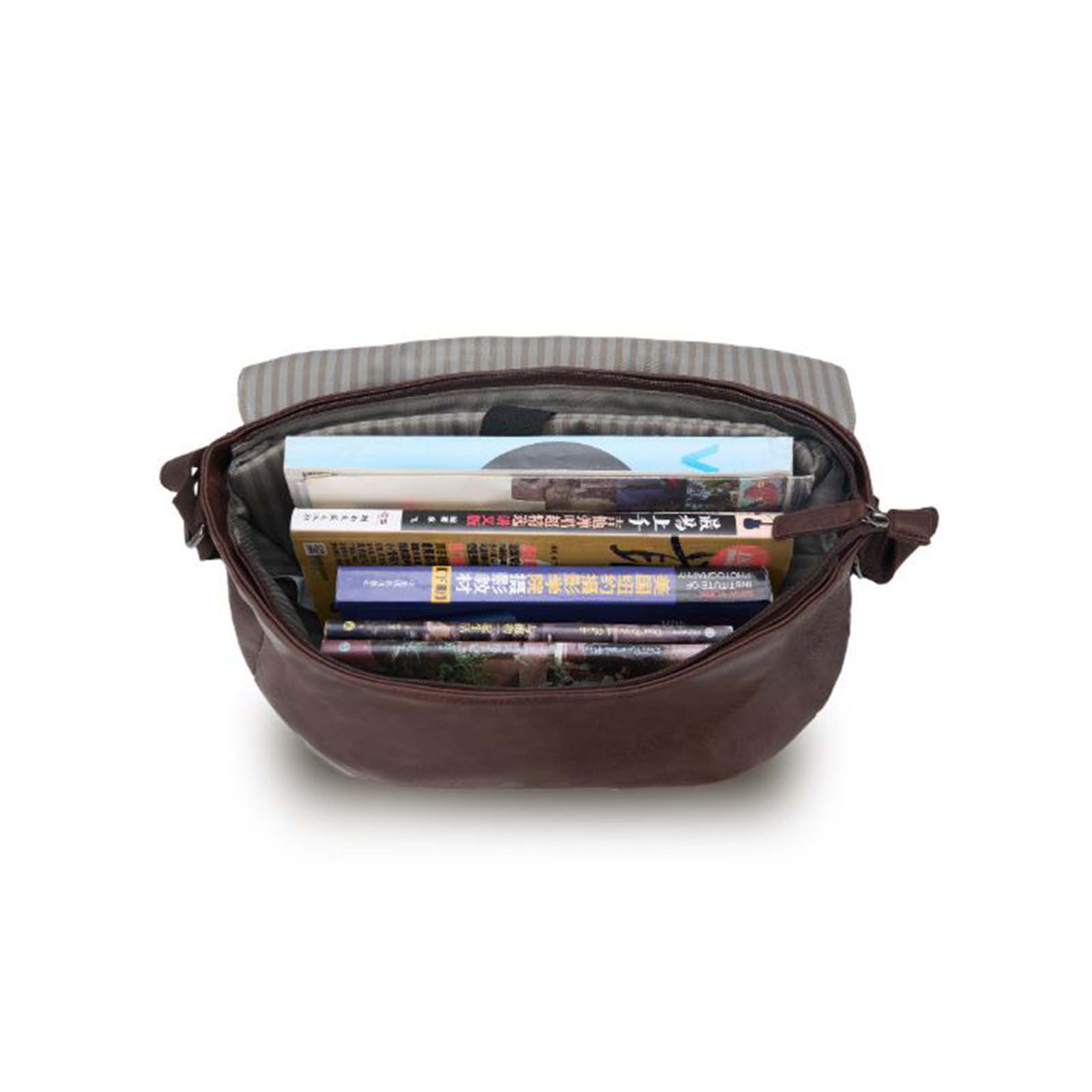 Tosca-Classic-Folio-Chocolate-Open