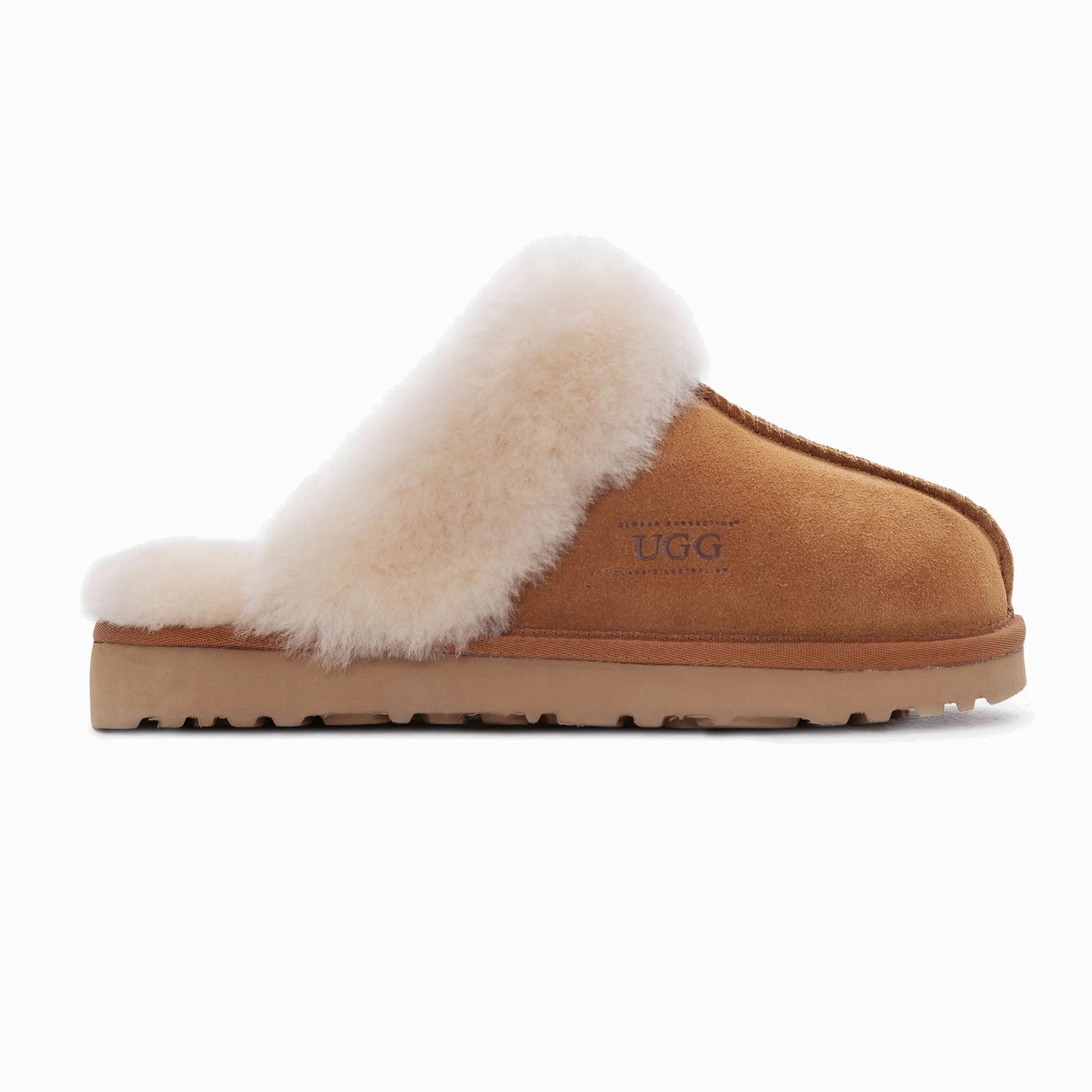 Ugg-Slipper-Unisex-Scuffette-Chestnut-Logo