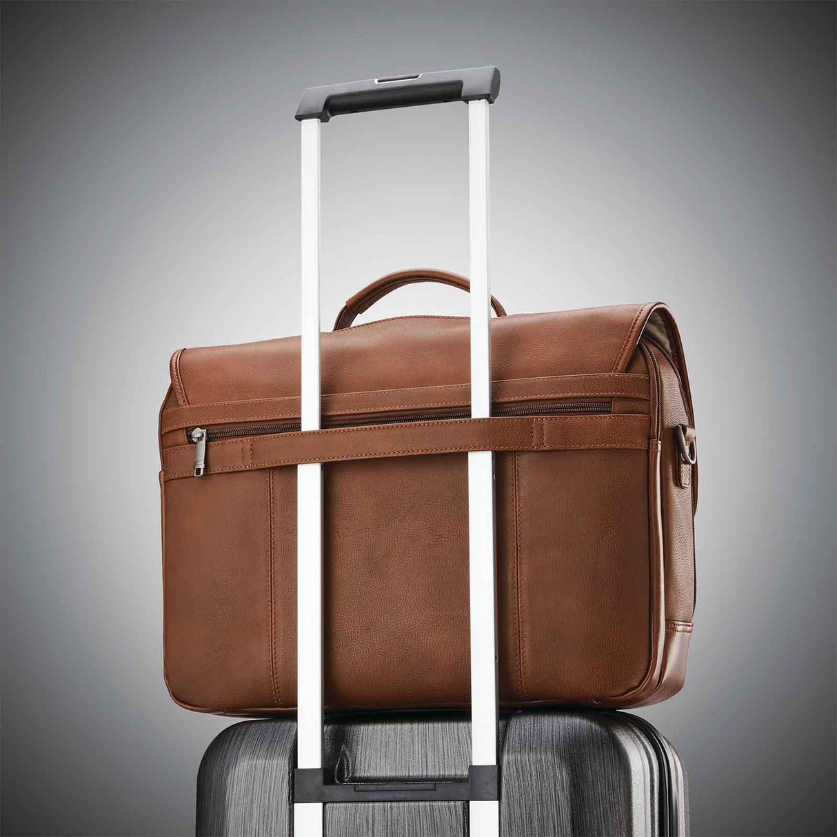 Samsonite-Classic-Leather-15-Inch-Flapover-Cognac-Smart-Sleeve