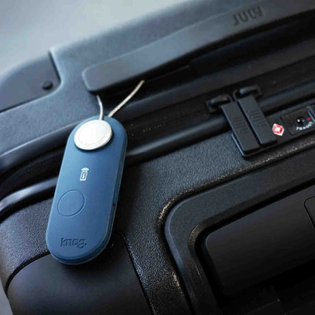 Knog-Scout-Travel-Blue-Usage