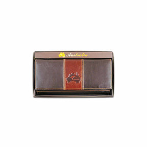 Ladies-Wallet-With-Clip-Embossed-Aus-Map