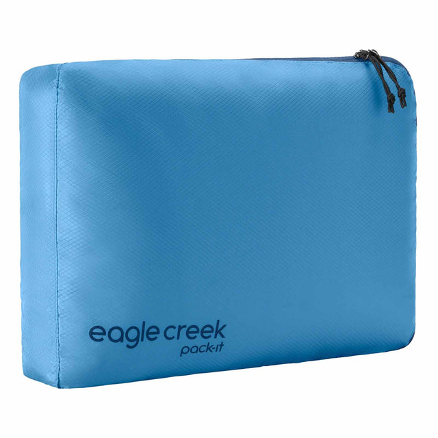 Pack-It-24-Isolate-Cube-M-Blue-Dawn-Angle