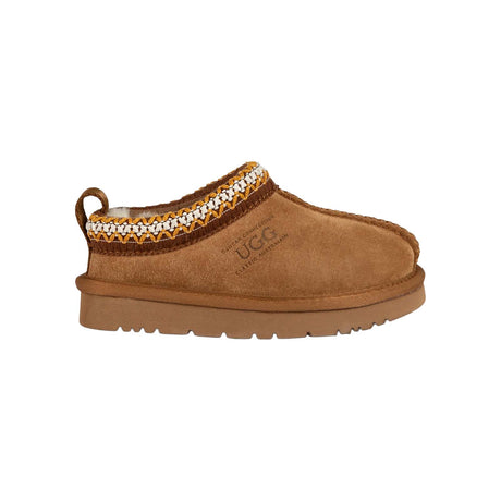Ugg-Kids-Sydney-Slipper-Chestnut-Outside