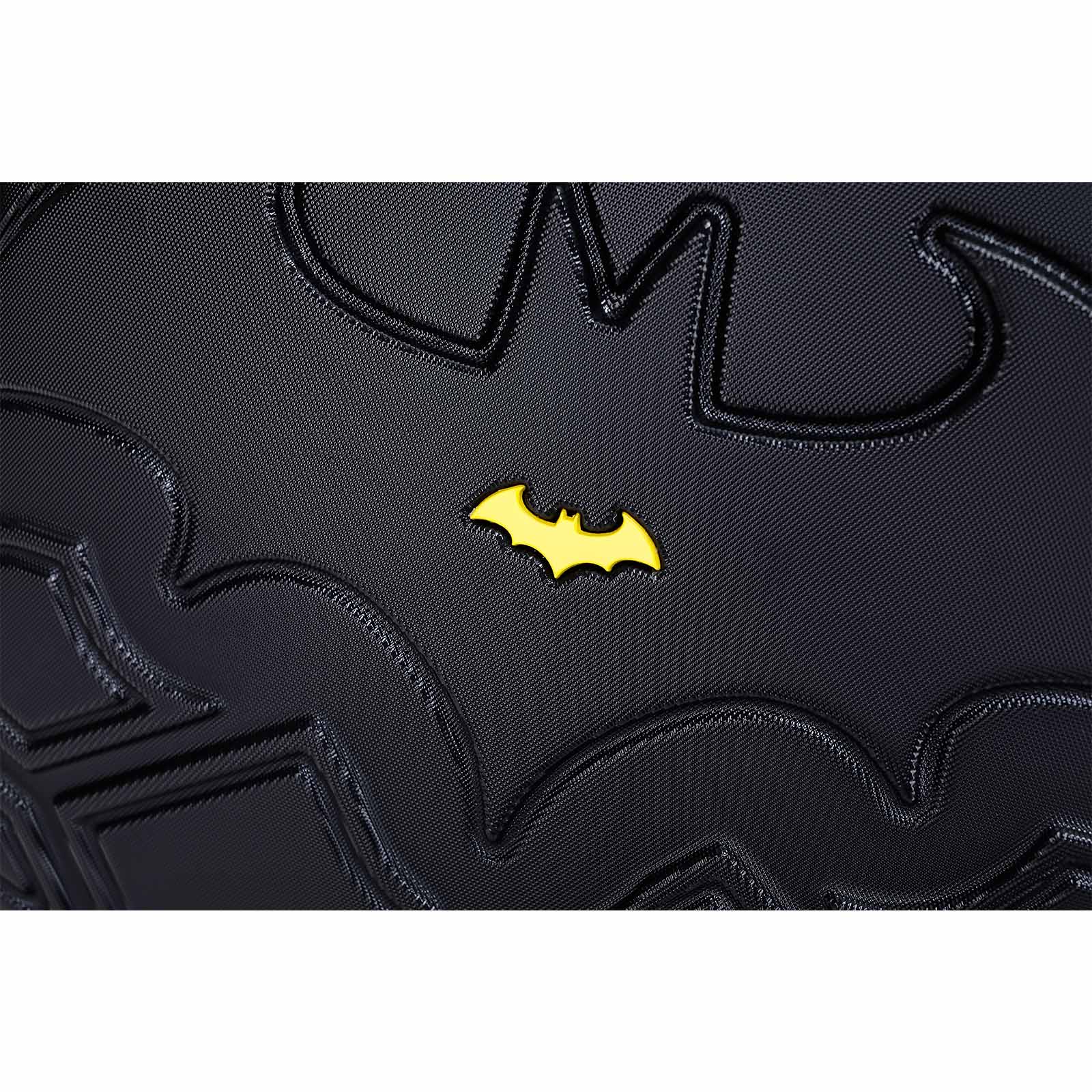 Warner Brothers Batman 24inch Medium Suitcase