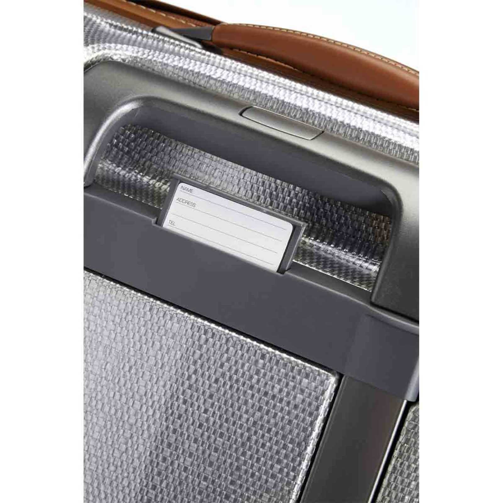 Samsonite_Lite-Cube_Deluxe_68cm_SuitcaseAluminium_Tag