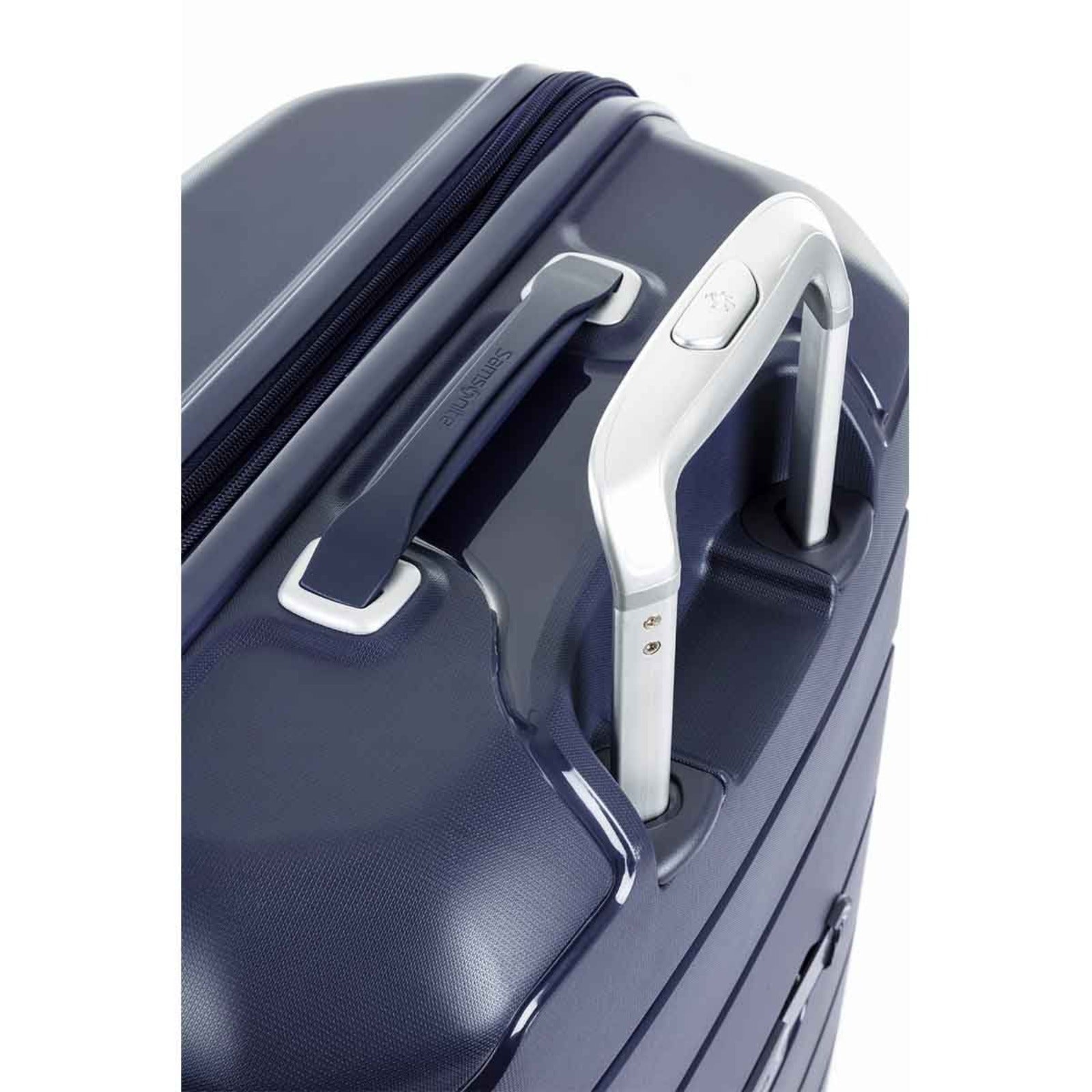 Samsonite_Oc2lite_81_cmSuitcase_Navy_Trolley_Handle