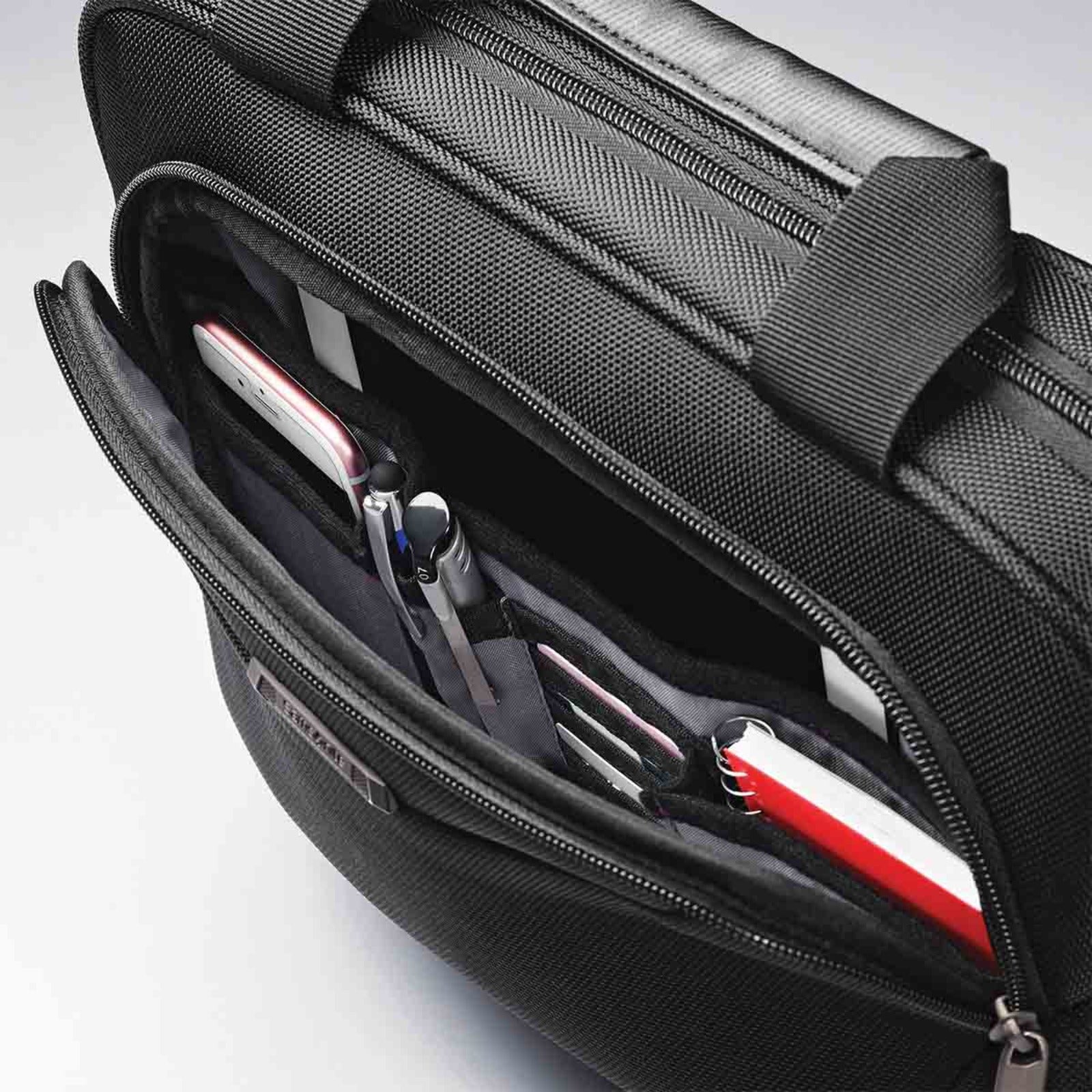 Samsonite_Xenon_3.0_13inch_Laptop_Briefcase_Pocket.jpg